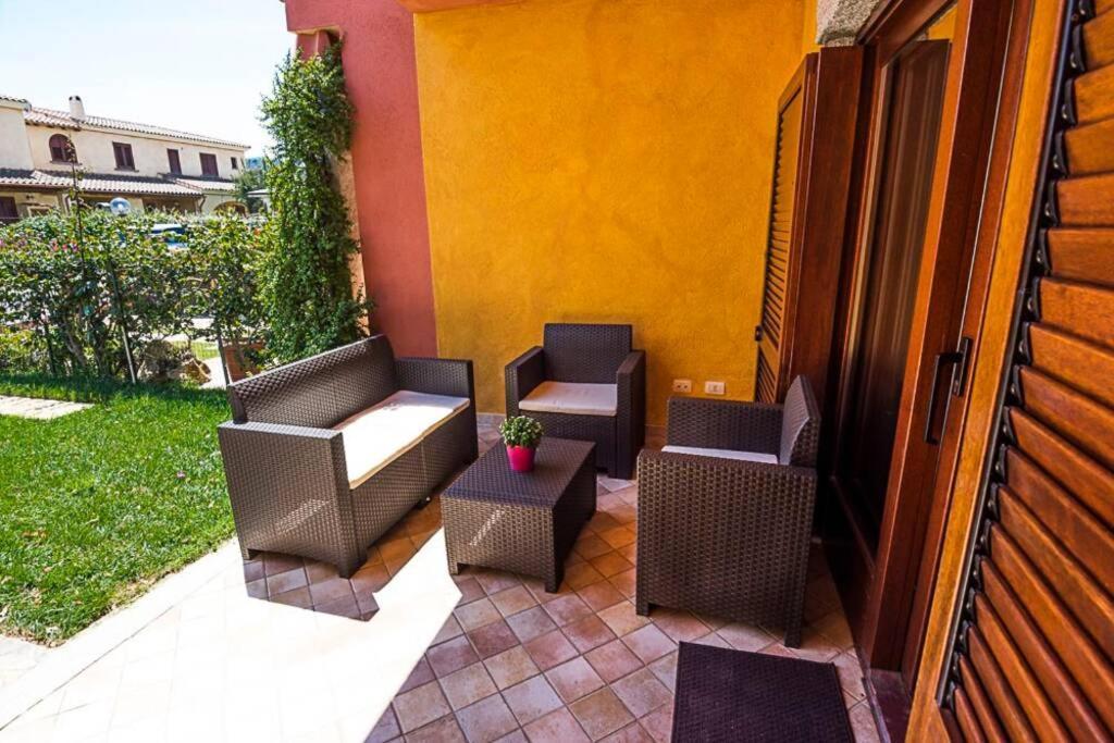 Villa Molly San Teodoro  Exterior photo